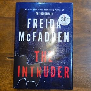 The Intruder by Freida McFadden Hardcover